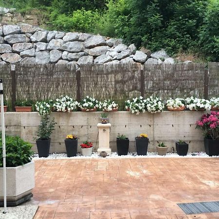 Apartamento Con Jardin エスカライ エクステリア 写真